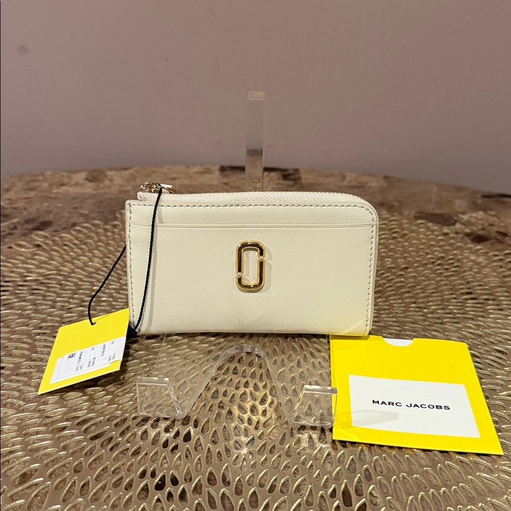 Marc Jacobs Top-Zip Leather Wallet